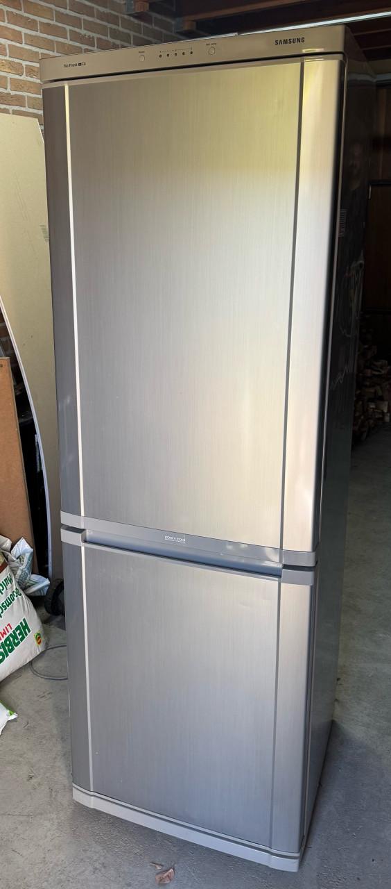Samsung koelkast (vriesdeel werkt niet goed)