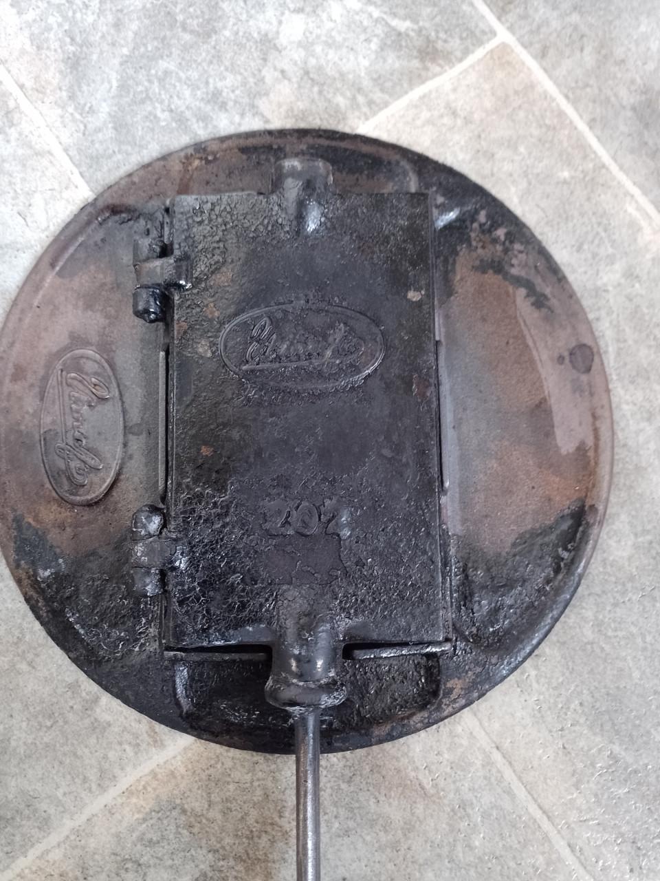 Wafelijzer, voor nieuwjaarswafeltjes