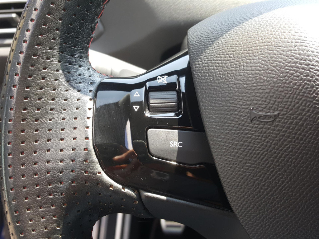 Peugeot 308 gt 1.6 turbo-205pk navigatie | full-led | alcantara | trekhaak 