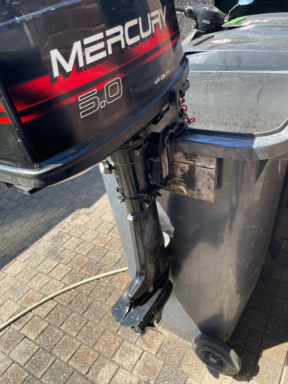 Mercury 5 pk en yamaha 8 pk