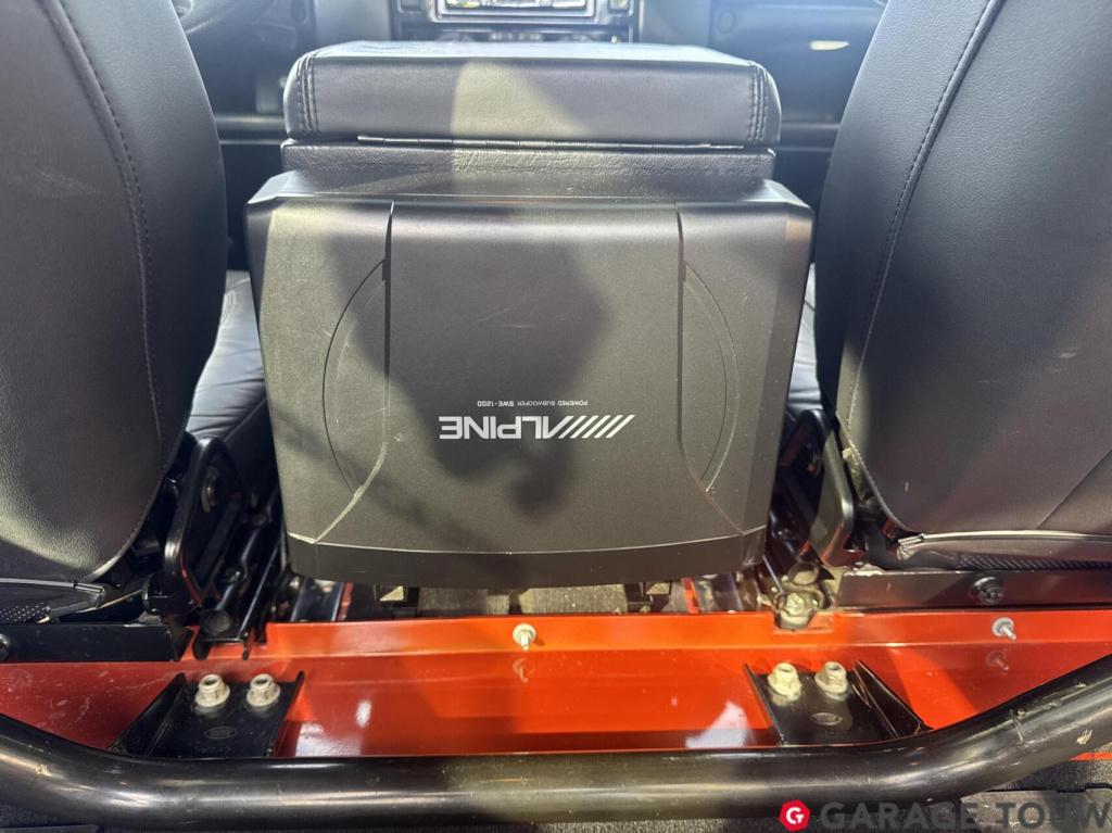 Land Rover Defender 2.2 d sw 90" adventure+ limited edition