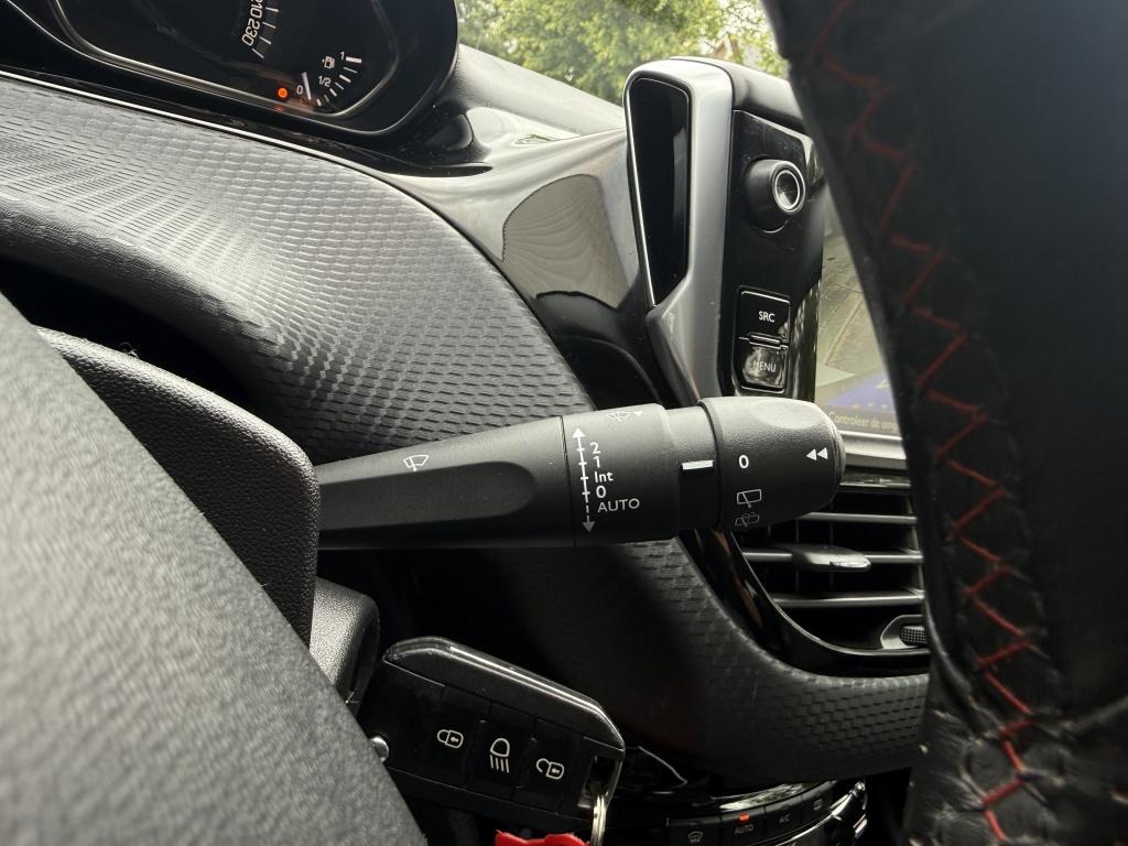 Peugeot 2008 1.2 puretech gt-line - trekhaak - parelmoerwit -