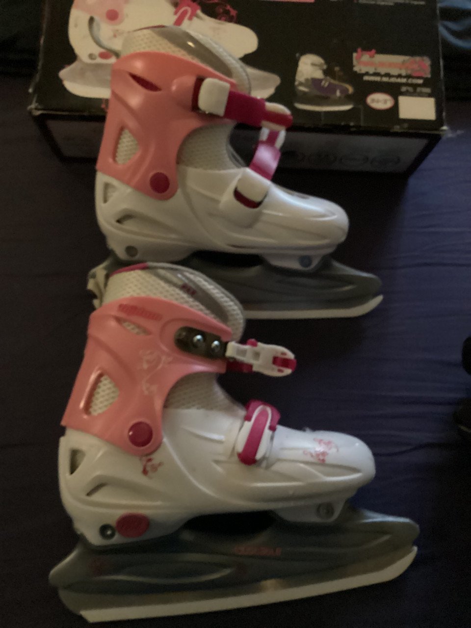 3 paar nieuwe  Schaatsen, dames heren en kind