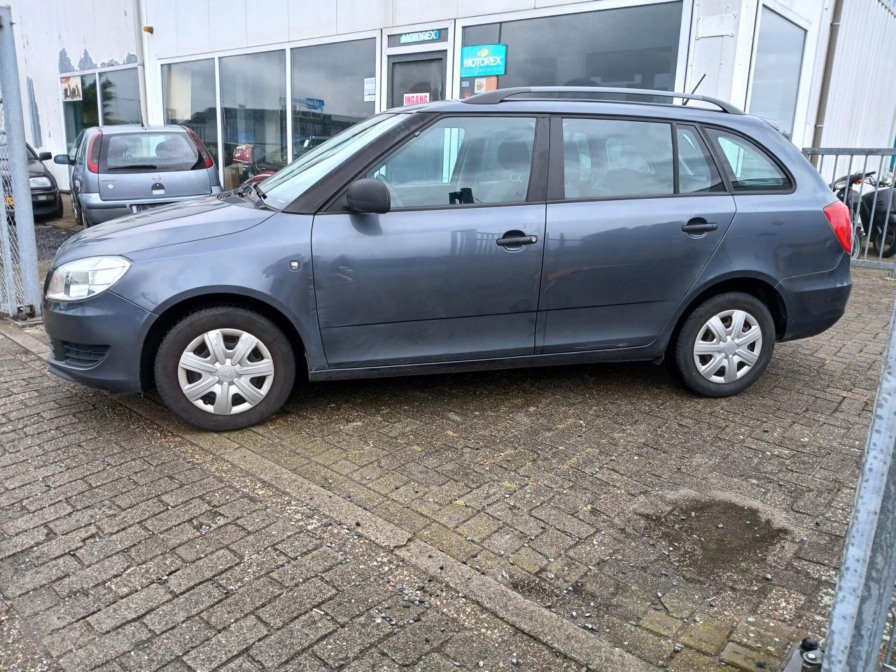Skoda Fabia com 1.2 HTP 4 deurs en trekhaak uit 2012