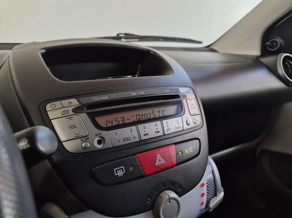 Peugeot 107 1.0-12v xr origineel nl / 5-deurs / airco