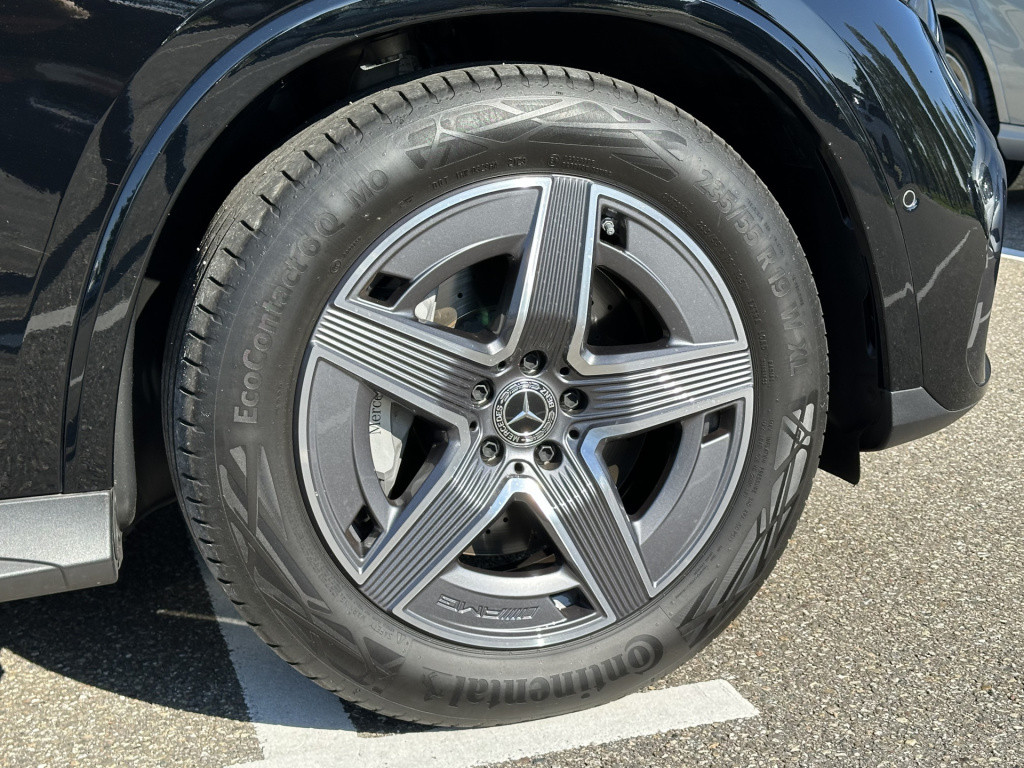 Mercedes-Benz Glc 300e 4matic amg i airmatic l gestuurde achteras l panoram