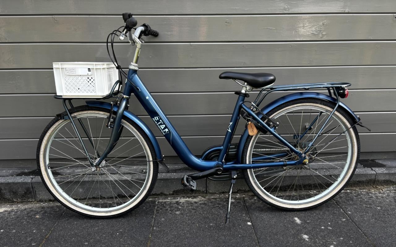 Nette Batavus Star 24 inch meisjesfiets met 3 versnellingen