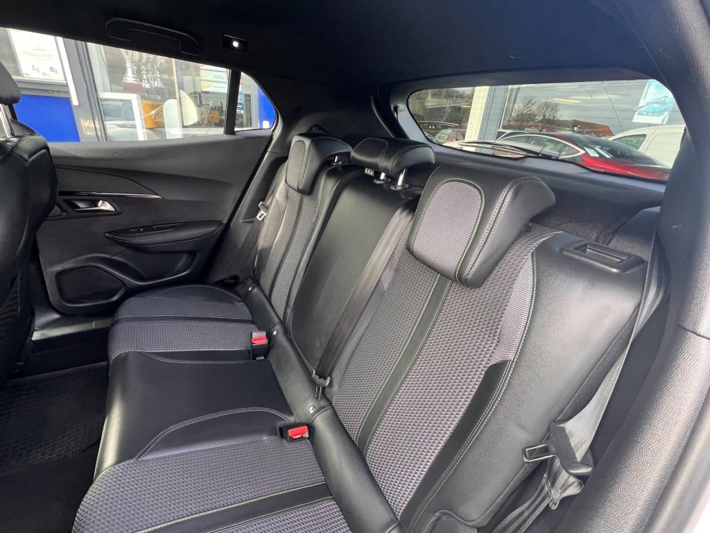 Peugeot 2008 1.2 puretech gt automaat, elektr. panodak enz....