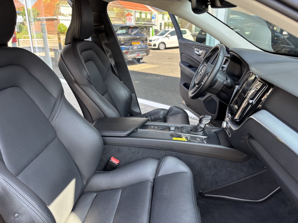 Volvo XC60 automaat 2.0 t5 momentum