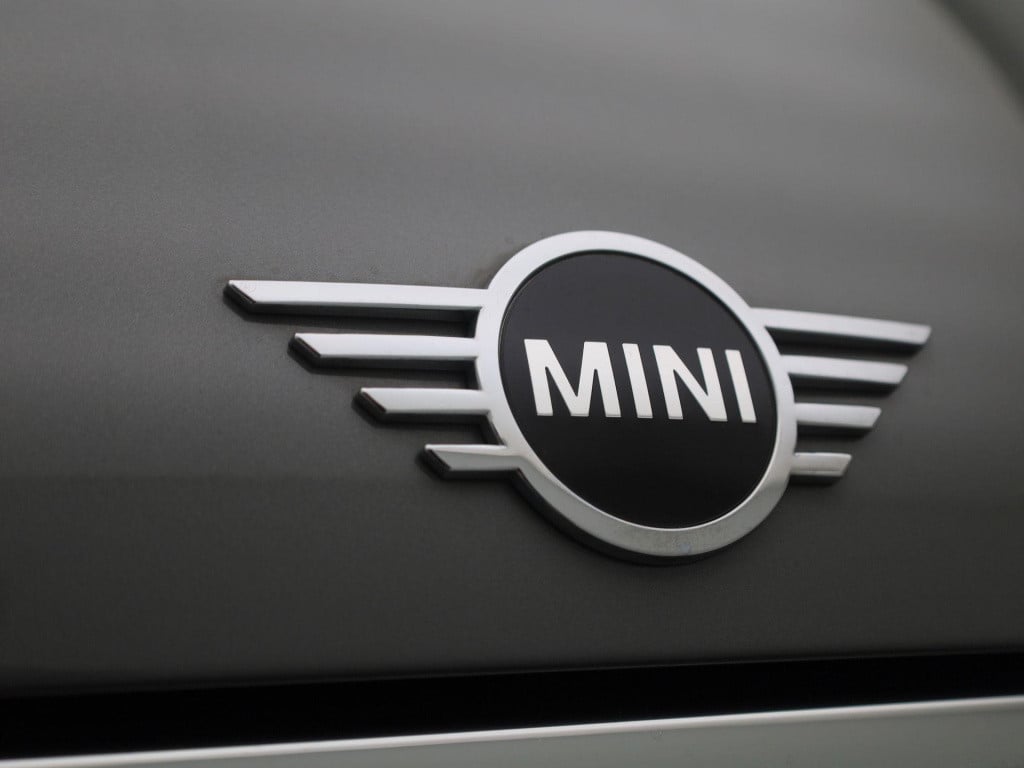 Mini Clubman 1.5 cooper business edition | automaat | navigatie | apple car