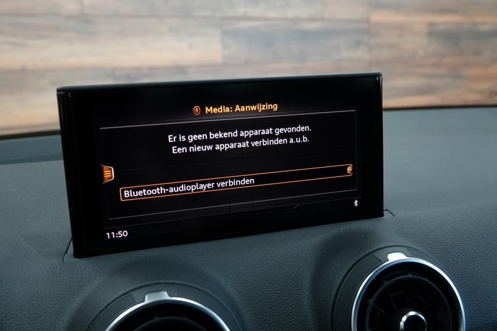 Audi Q2 35 tfsi | camera | pdc | keyless | led |