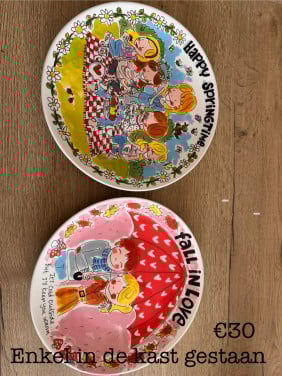 Blond Amsterdam Grote borden