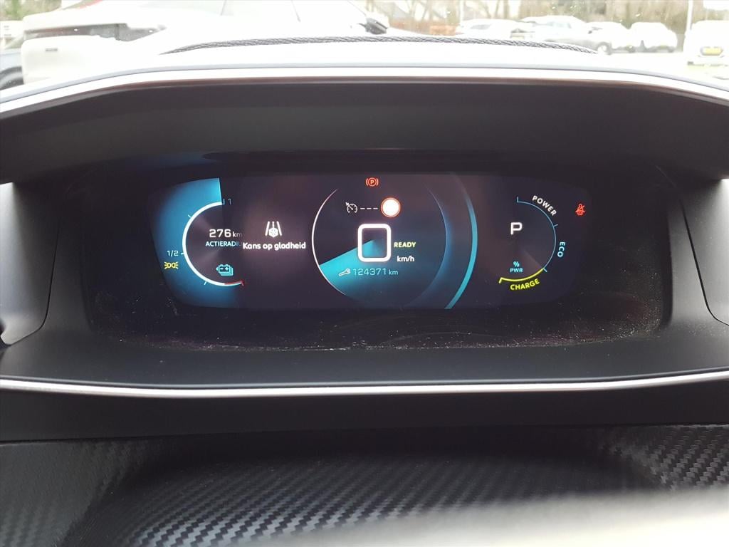 Peugeot 208 50kwh 136pk 3-fase allure pack apple carplay & android auto | 3