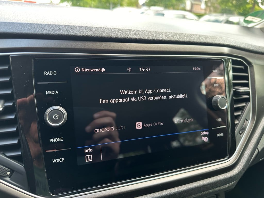 Volkswagen T-roc 1.0 tsi style // led koplampen // trekhaak //
