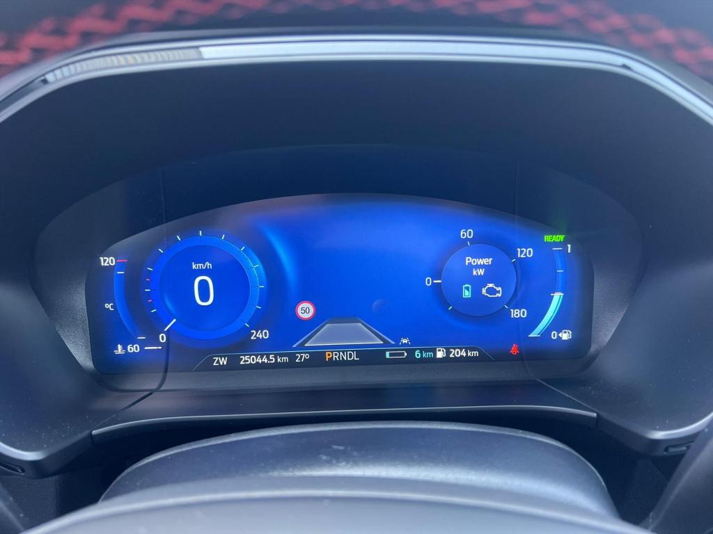 Ford Kuga 2.5 phev e-cvt 225pk st-line x , adaptive cc , carplay , voorruit