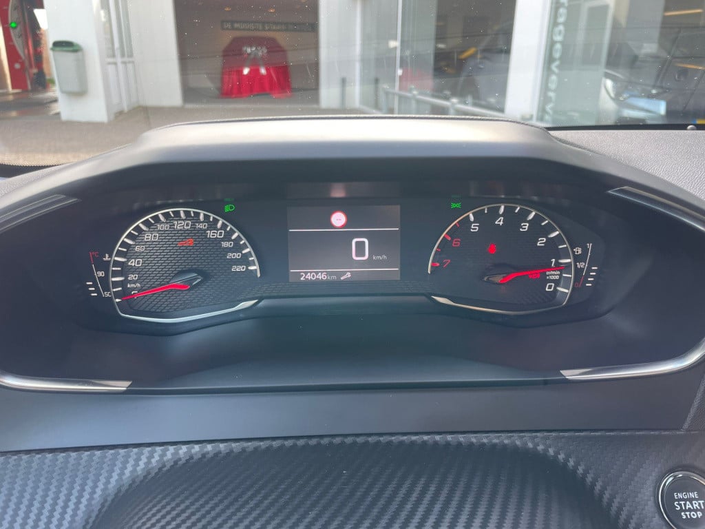 Peugeot 208 1.2 puretech allure