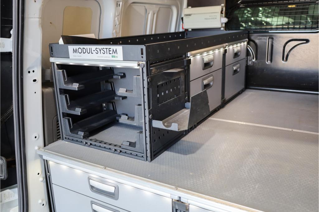 Ford Transit Connect 1.5 ecoblue l1 trend inrichting i cam i cr.control i t