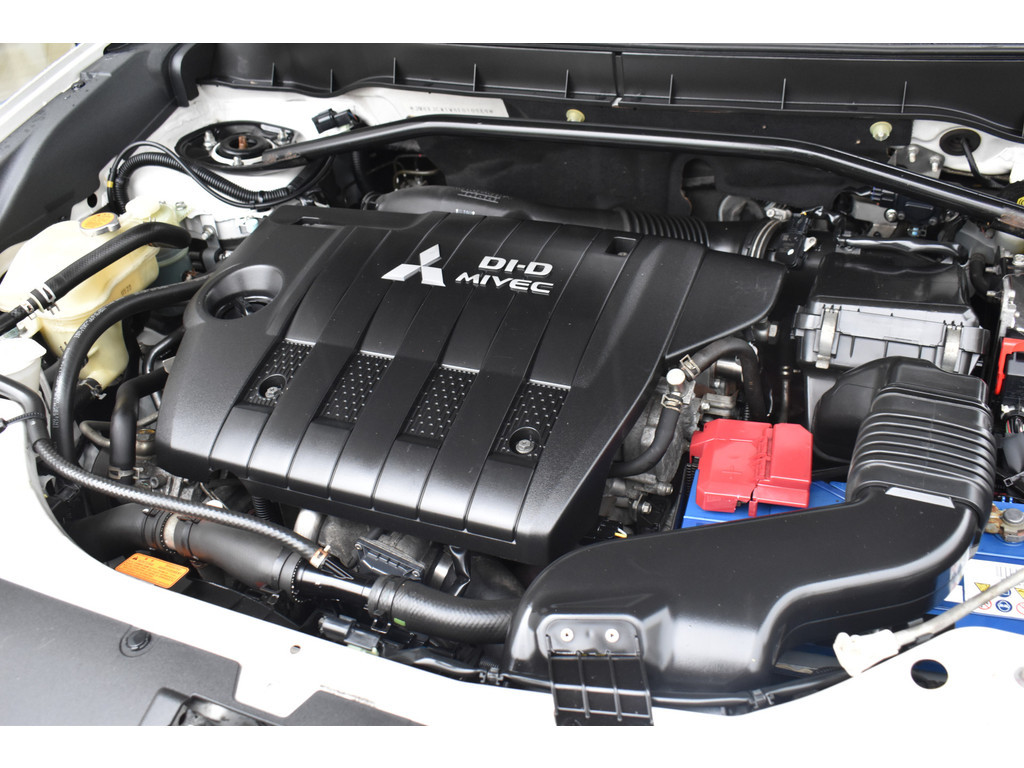 Mitsubishi Outlander outlander 2.2 di 4wd geel kenteken leder, navi, camera