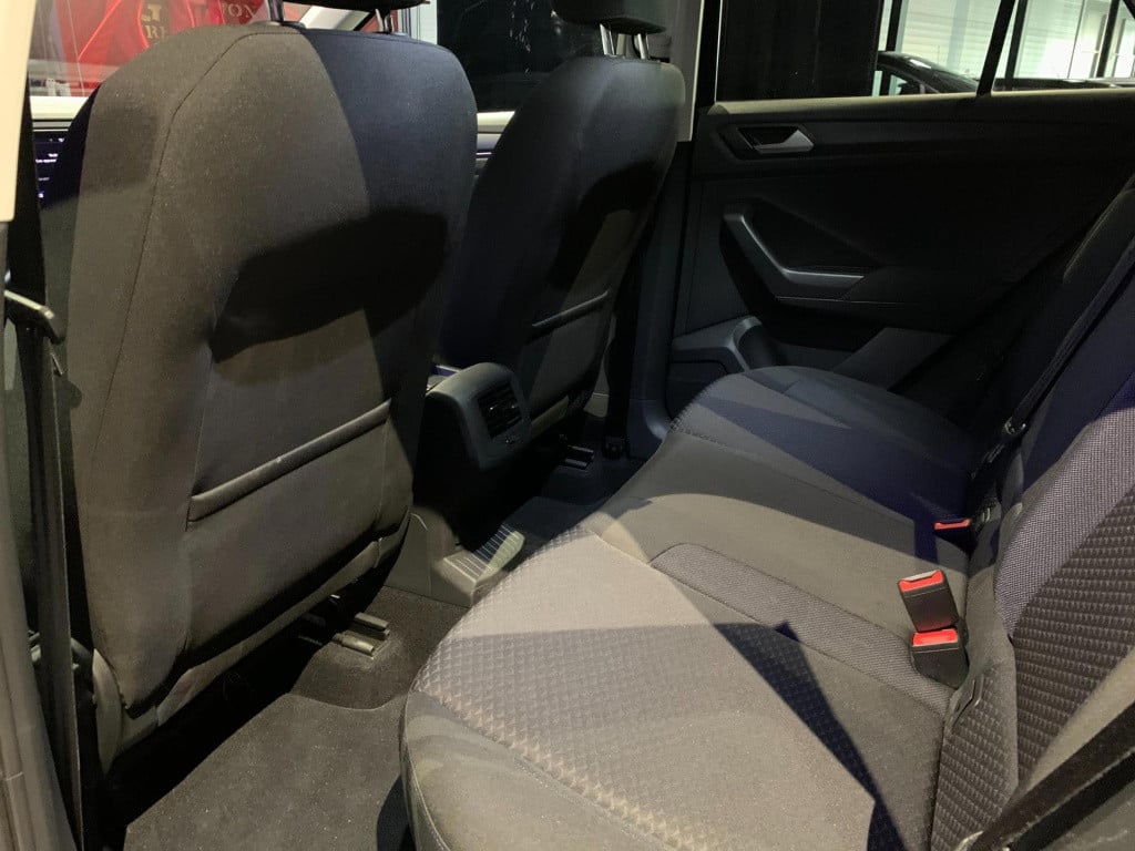 Volkswagen T-roc 1.5 tsi sport business r *led*app-connect*