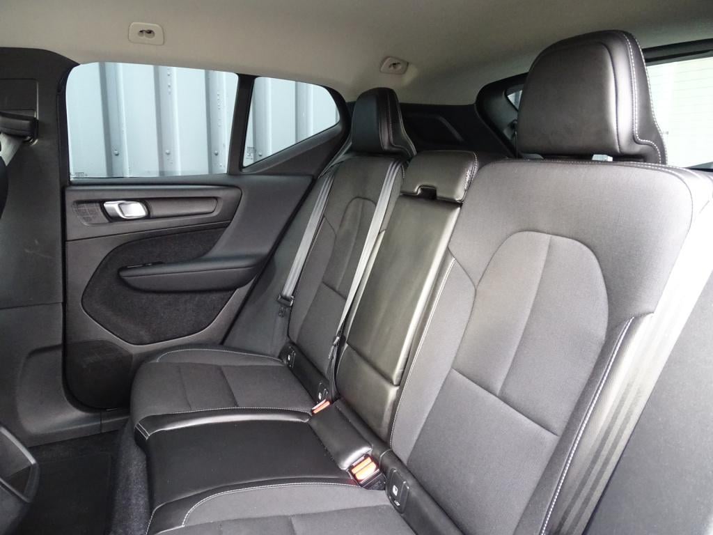 Volvo XC40 2.0 t4 momentum