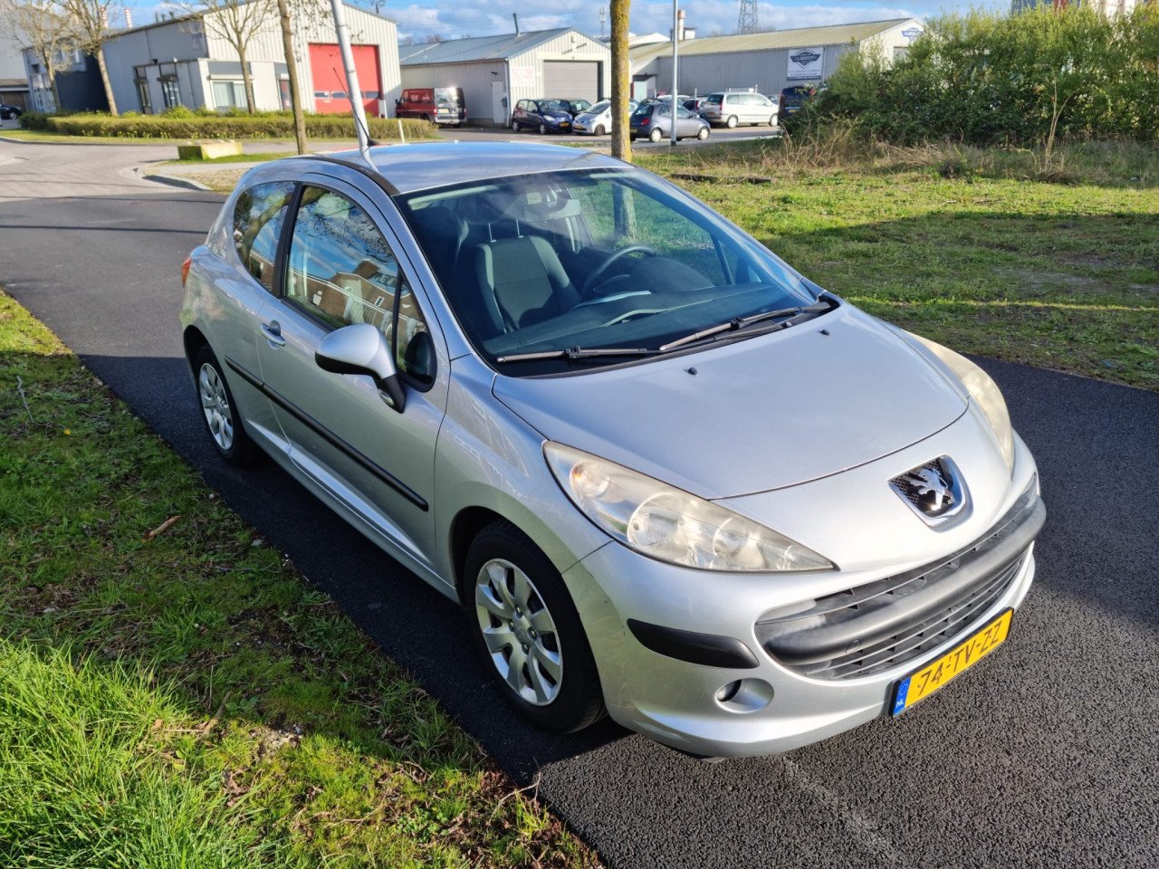 Peugeot 207 1.4i bouwjaar 2007 133.000km