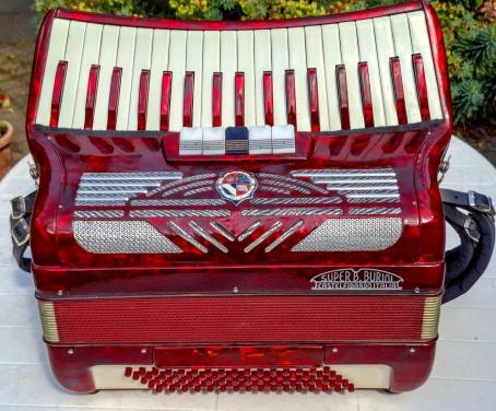 Accordeon Ballone Burini Waaier klavier