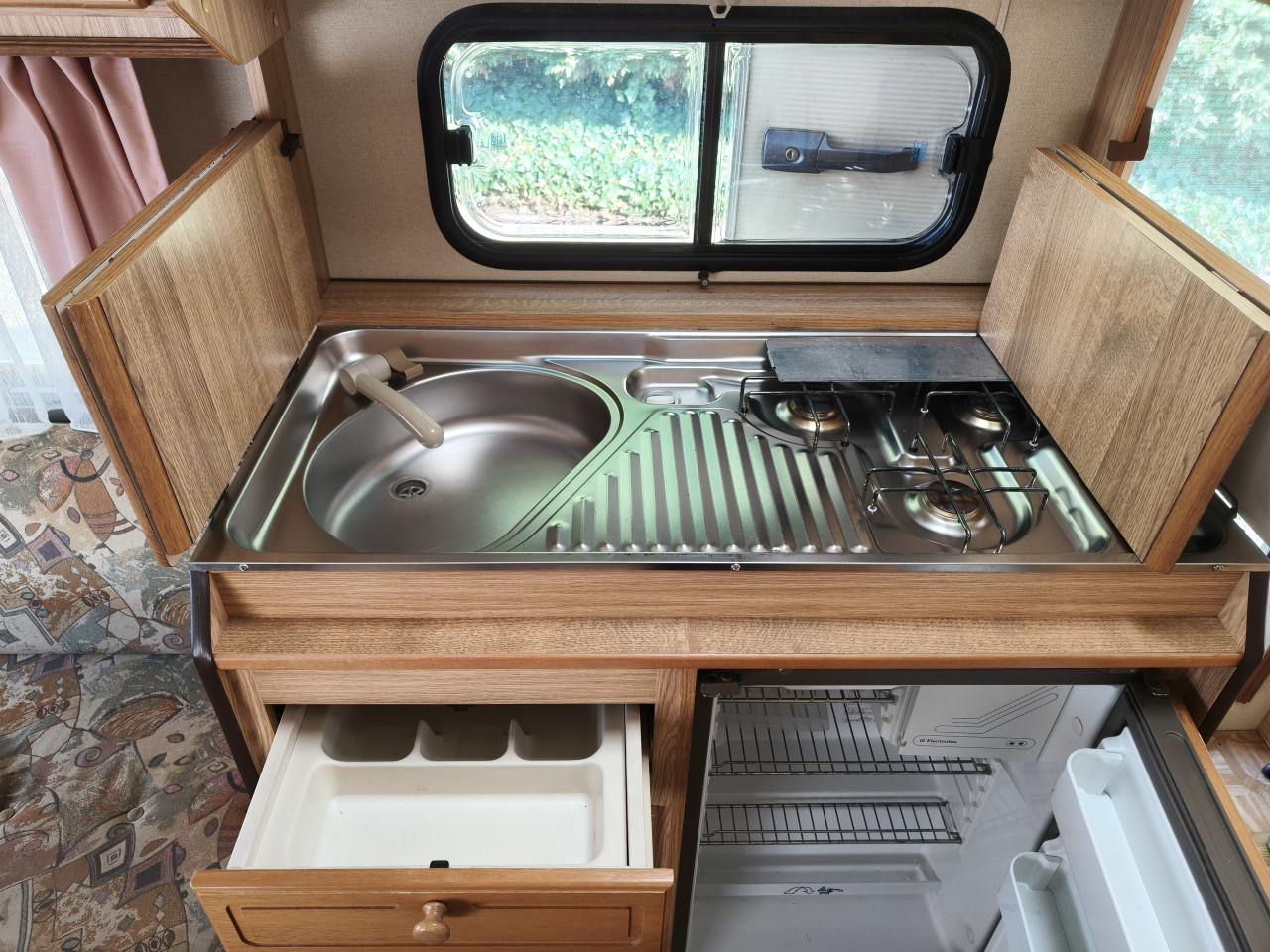 Viking North Star 425met mover,2 stapelbedden.