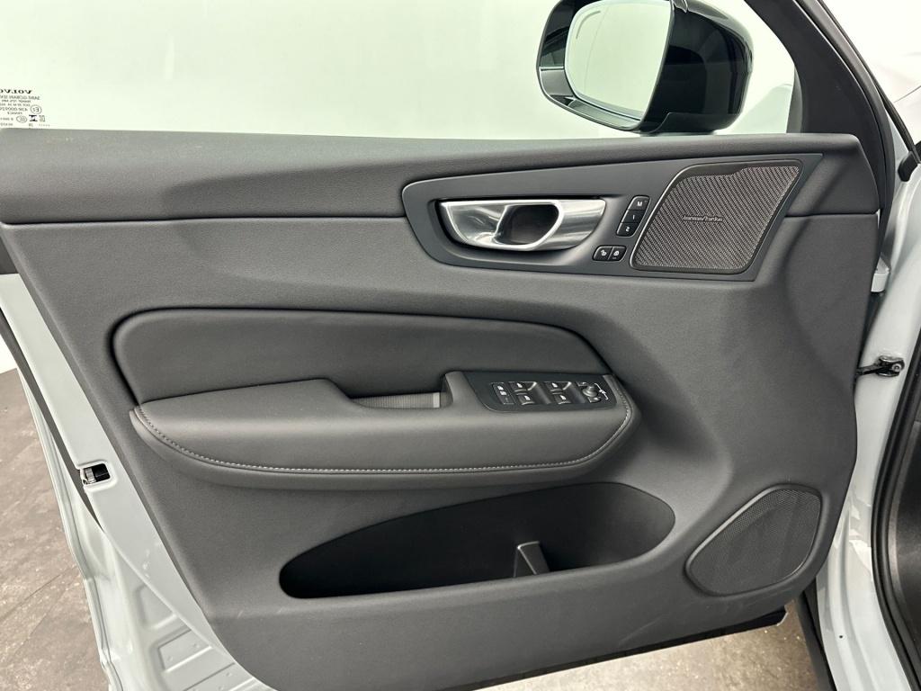 Volvo XC60 t6 398pk recharge ultra dark| full options!!!!!