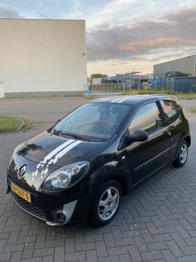 Renault Twingo 1.1 2008 Zwart | 121.330 KM NAP | NIEUWE APK!