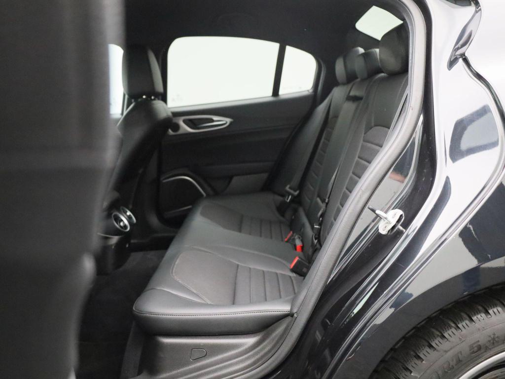 Alfa Romeo Giulia 2.0t sprint | automaat | navigatie | apple carplay / andr