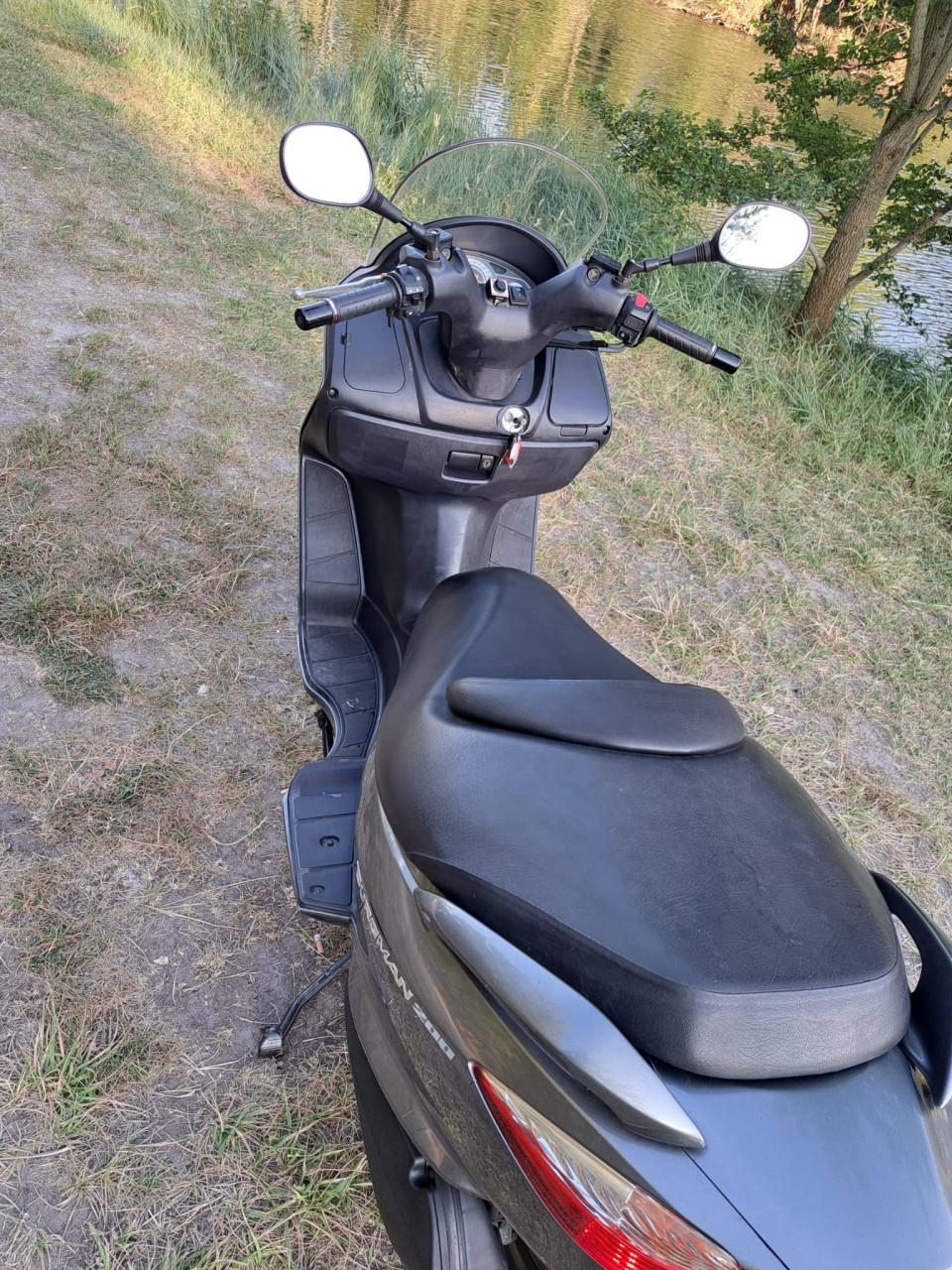 Suzuki Burgman UH200 (A2 rijbewijs geschikt)