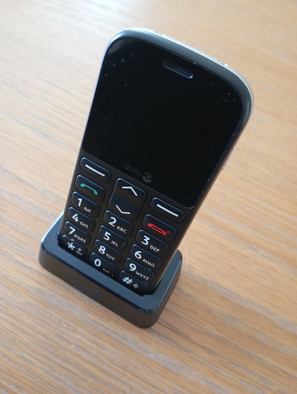 Gebruiksvriendelijke mobiele telefoon Doro, type 1360.