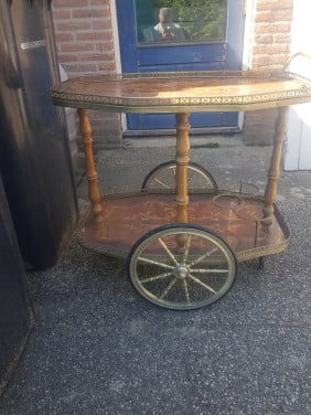 Antieke theewagen
