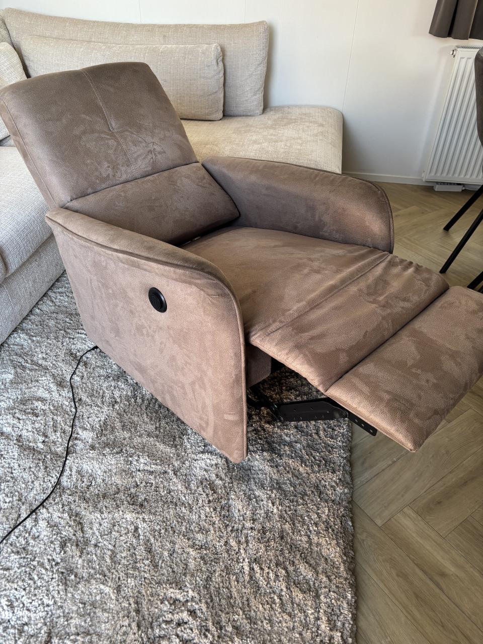 Te koop: elektrische stoel