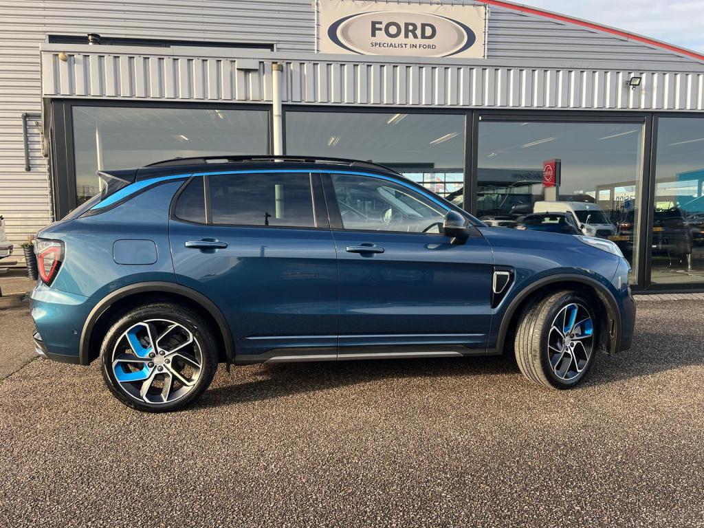Lynk & Co 01 1.5td 261pk phev, pano, 360 graden camera, car play, adaptieve