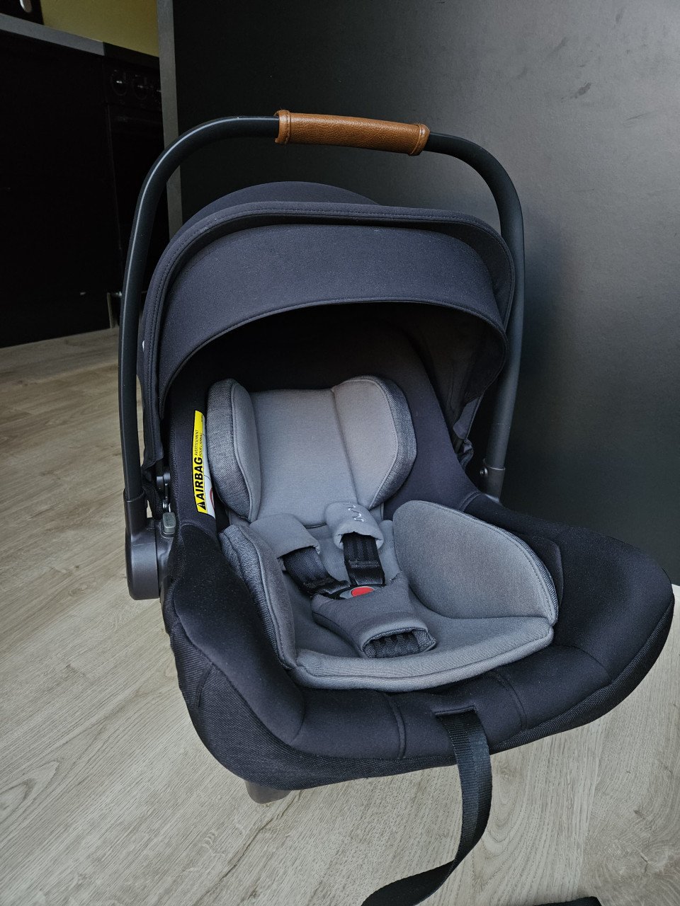 Nuna Pipa Next autostoel + 2 isofixbases 360°