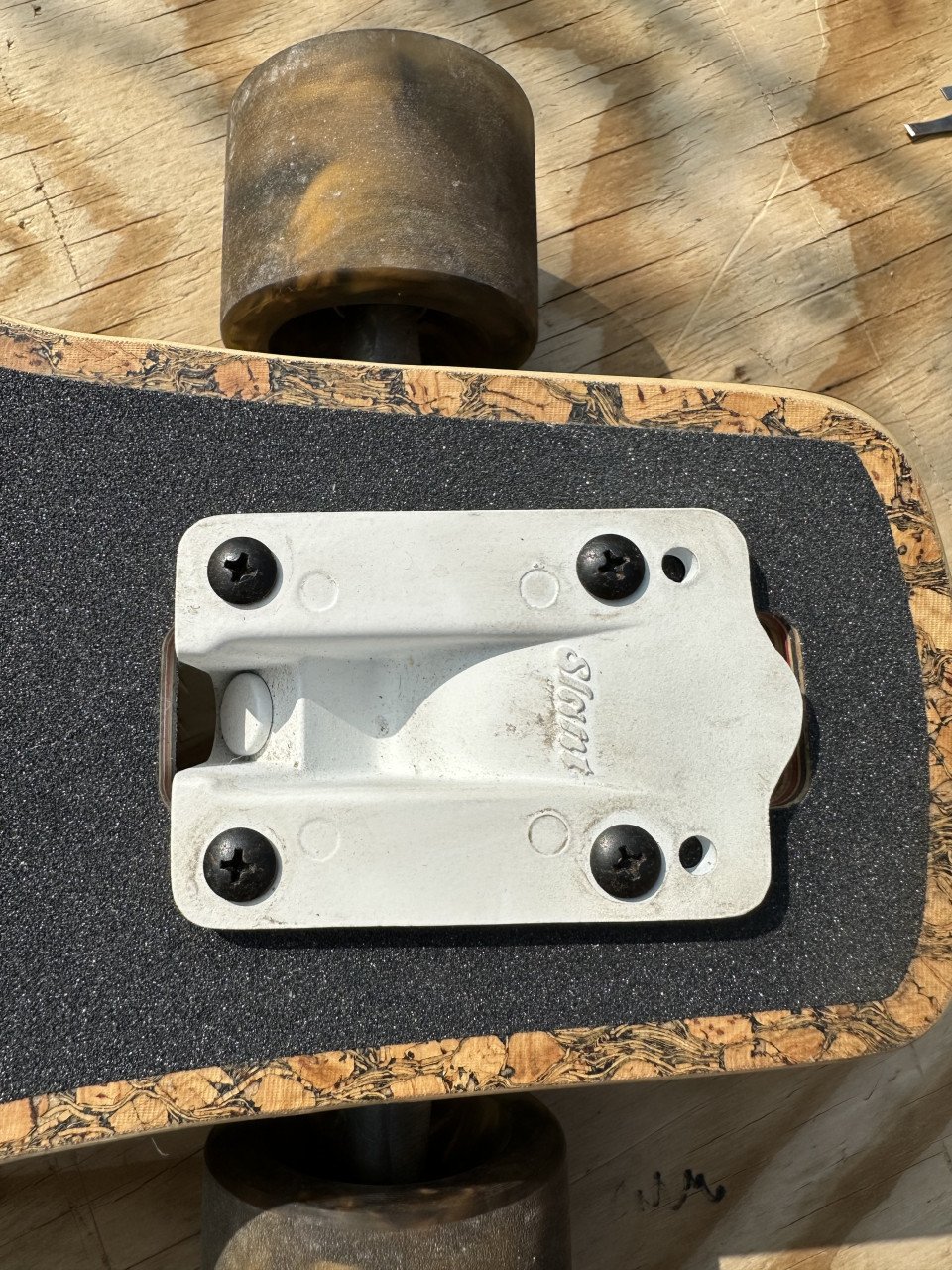 Globe Spearpoint 40" Cork Zagged Longboard