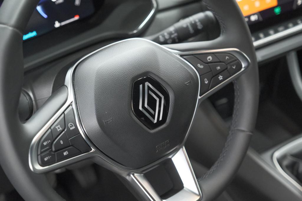 Renault Captur tce 90 techno | nieuw model | camera | navigatie | apple car