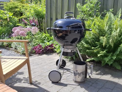 WEBER bbq.