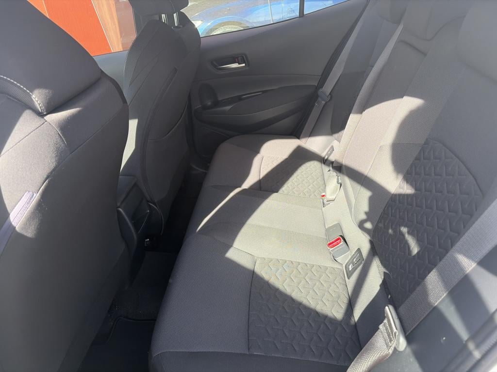 Toyota Corolla 1.8 hybrid first edition