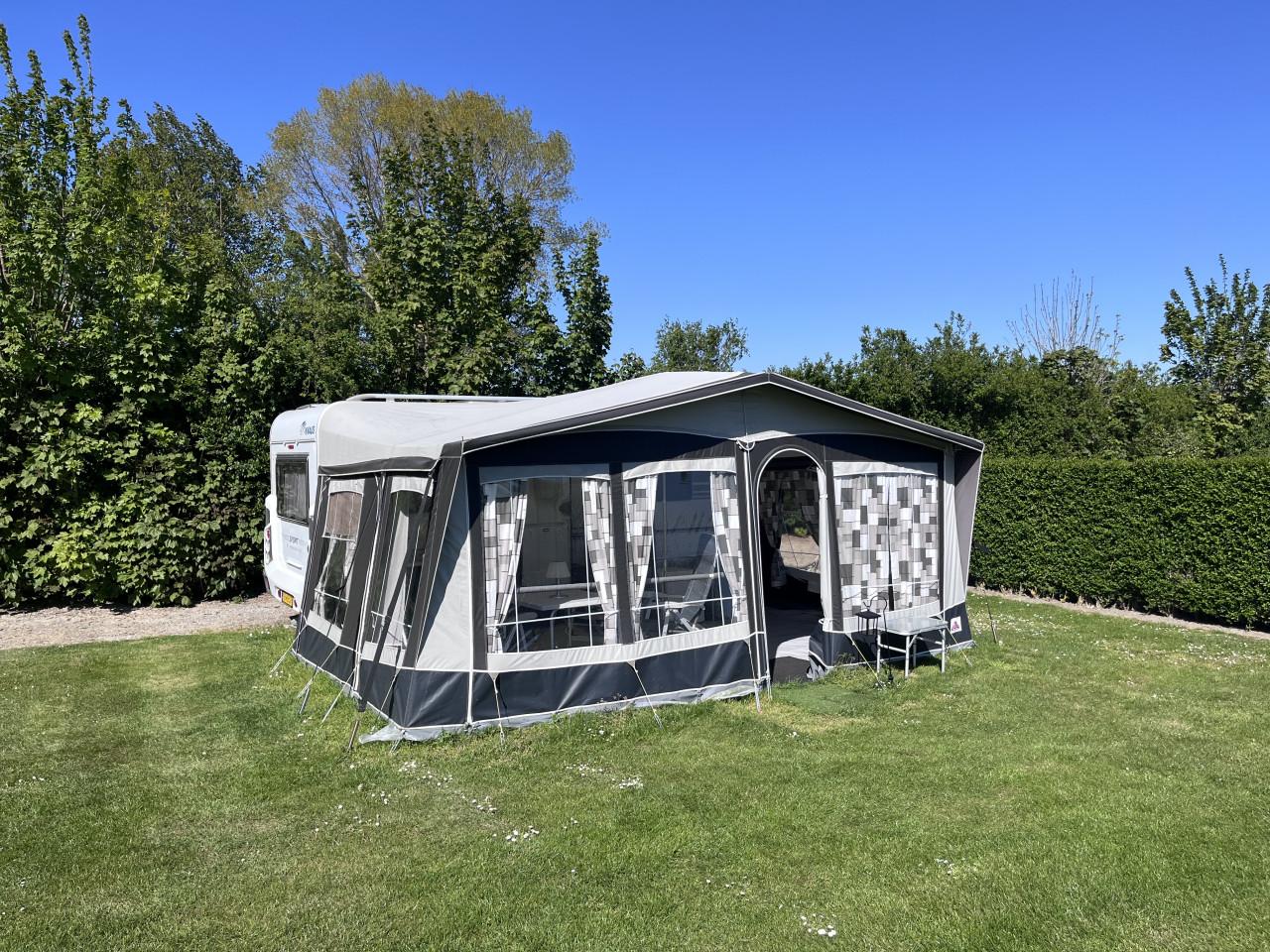 Knaus caravan Sport 450 FU