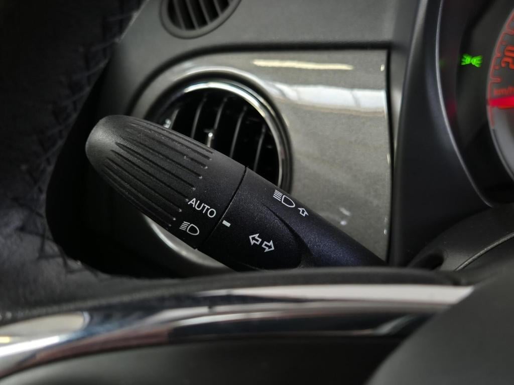 Fiat 500 1.2 lounge / cruisecontrol