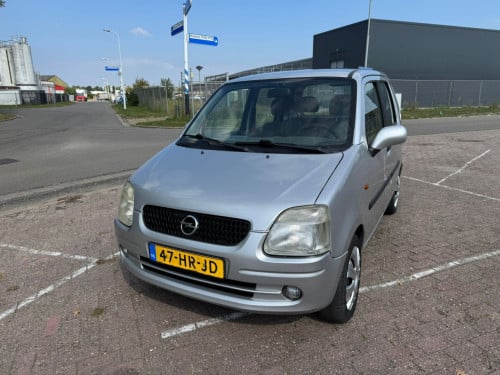 Opel agila bj 2002  1000 euro