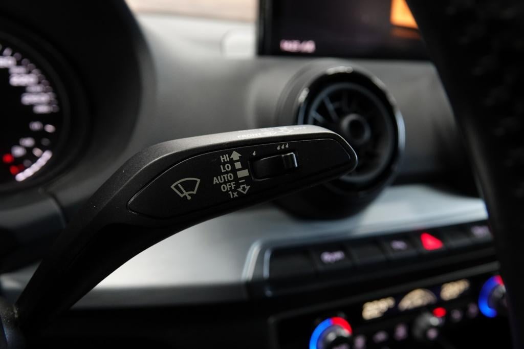 Audi Q2 1.4 tfsi | acc | pdc | stoelverw. |