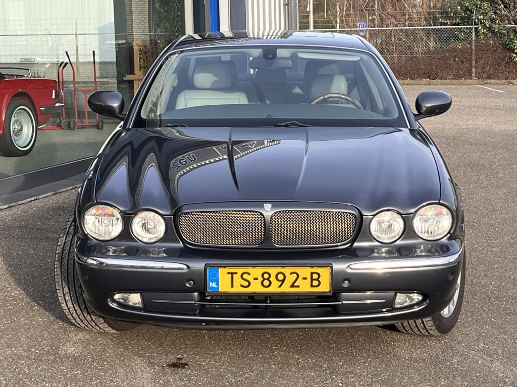 Jaguar Xj 3.0 v6 sport