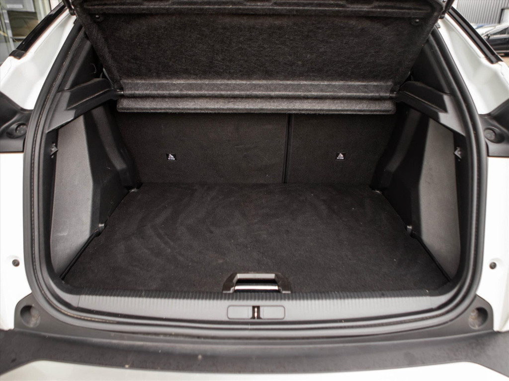 Peugeot 2008 1.2 puretech 130pk gt-line automaat | panoramadak | camera | n