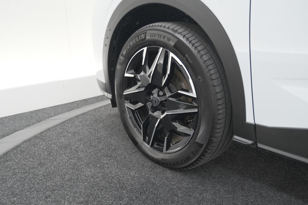 Peugeot 5008 hybrid 136 e-dcs6 allure | 7 zitplaatsen | camera | stoelverwa