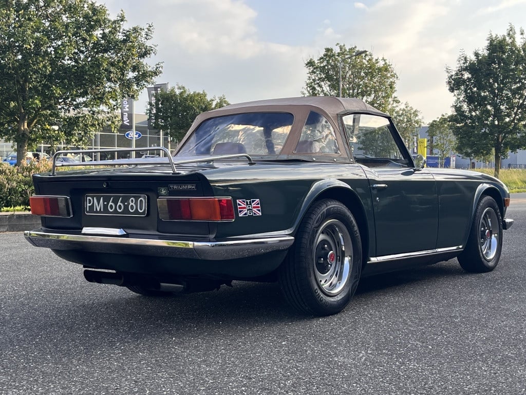 Triumph TR6 soft top