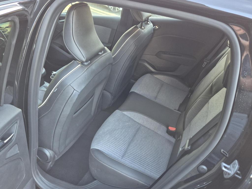Renault Clio 1.0 tce 90 gpf techno camera, navigatie, apple/android auto