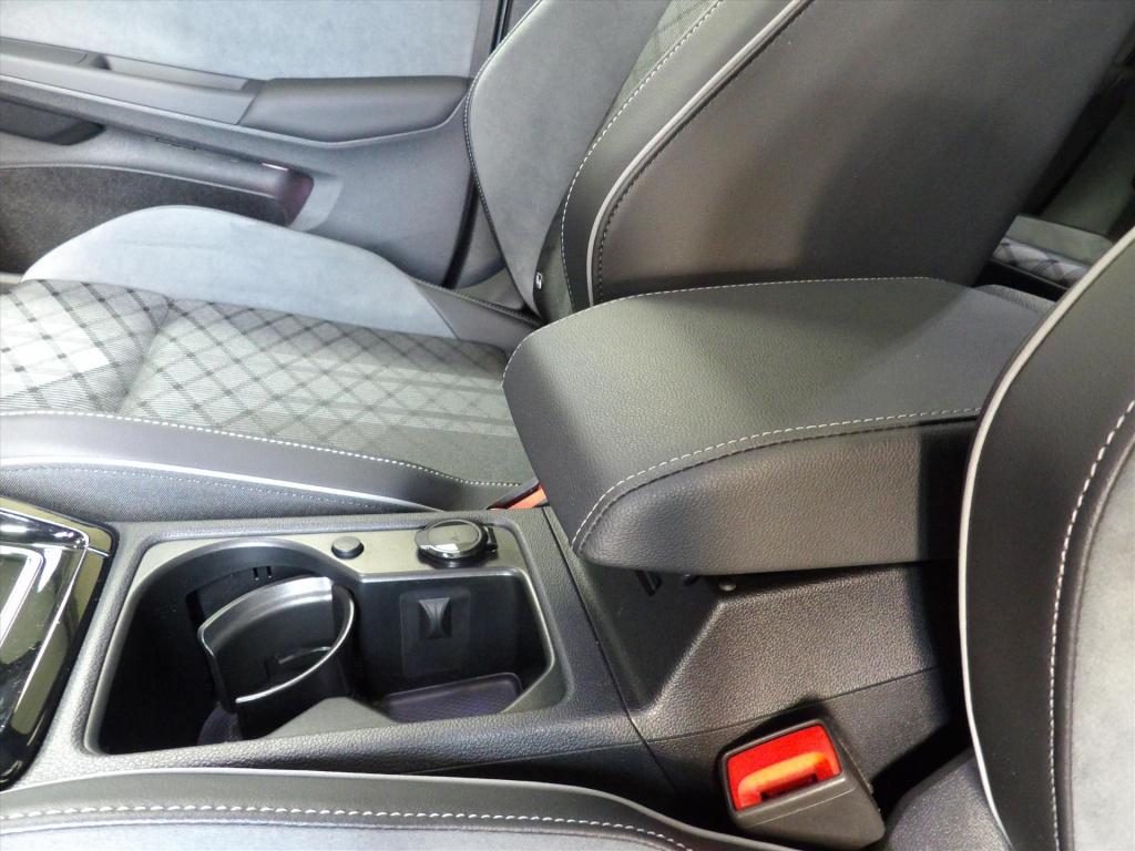 Volkswagen Golf 1.5 etsi 150pk 7-dsg r-line